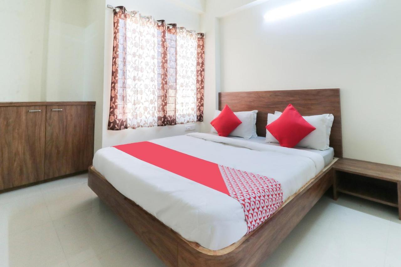 Oyo 63903 Hotel Shree Ram Villa Dwārka Eksteriør billede