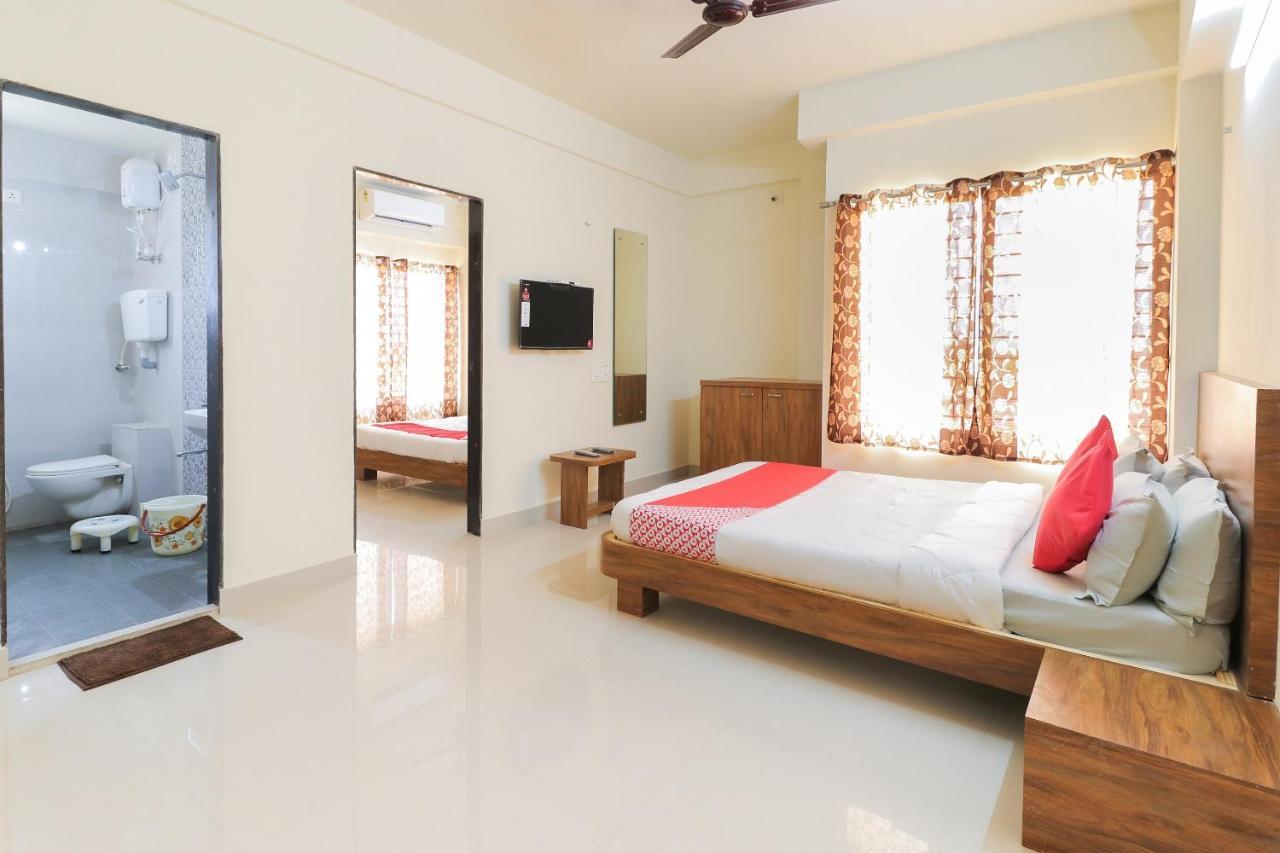 Oyo 63903 Hotel Shree Ram Villa Dwārka Eksteriør billede